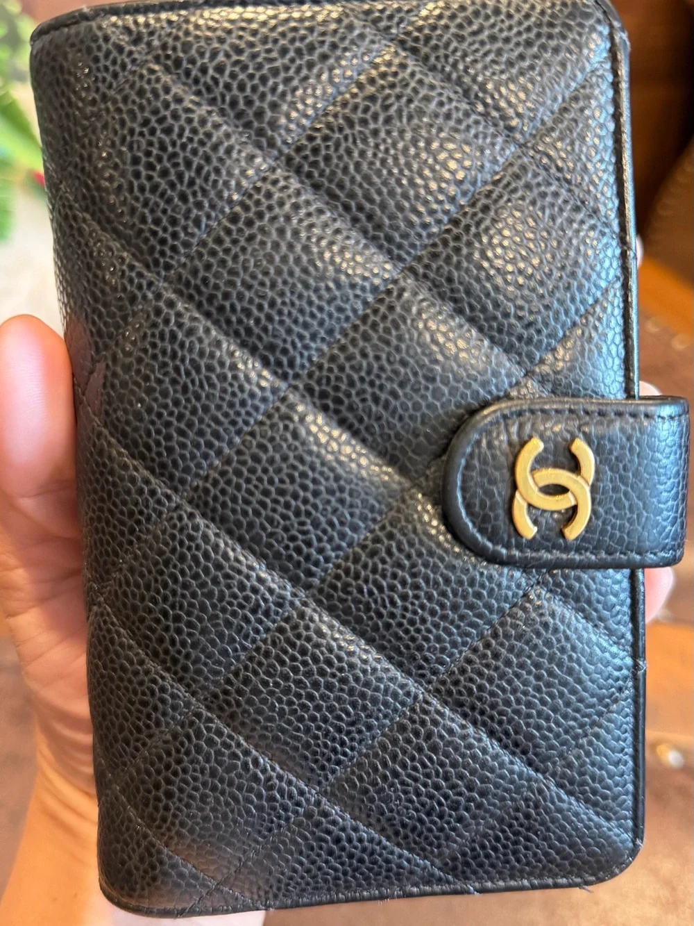 CHANEL Black Quilted Caviar Leather Card Case with Gold CC Snap